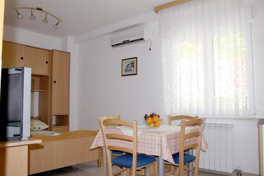 Villa Ferias Τρογκίρ Δωμάτιο φωτογραφία
