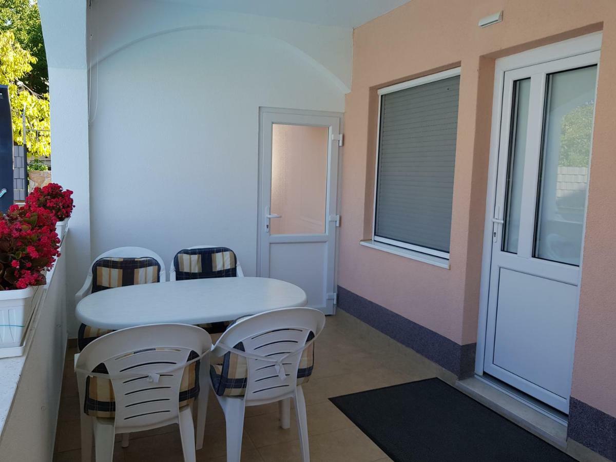 Villa Ferias Τρογκίρ Εξωτερικό φωτογραφία